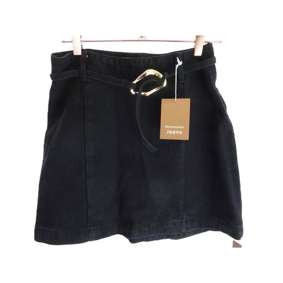 NWT Reformation Tatiana Belted Denim Mini Skirt in Black Vana Size 27 - Picture 1 of 4